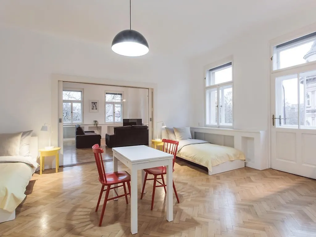 Perfect Days Apartments Karlin Prag